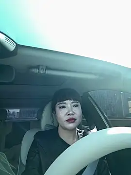 Xinlan-Asia online show from December 15, 2025, 4:50 am