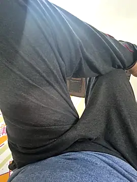 kkkk1882 online show from November 4, 2025, 6:12 am