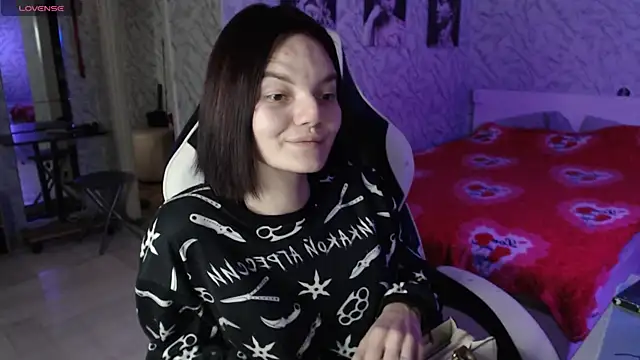 Kitti study online show from October 18, 2025, 6:16 am