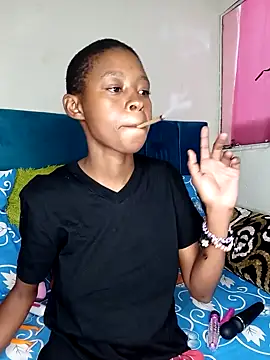 SweetSlenderChoc online show from April 12, 2026, 11:21 pm