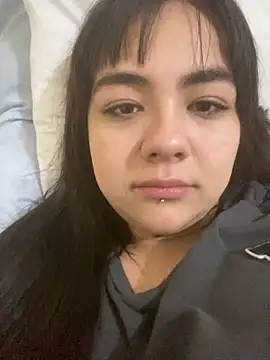 jasmincollin  online show from October 17, 2025, 5:48 pm