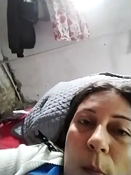  tetas 92 online show from February 15, 2026, 8:49 pm