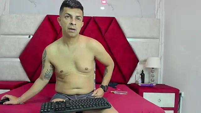 Kity spiderr online show from April 10, 2026, 12:43 pm