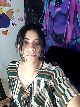 ValerieLove  online show from September 10, 2025, 7:47 pm