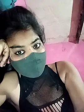 Snapshot of Yatiksha_Beby chatting on March 10, 2026, 10:26 pm Yatiksha Beby online show from March 10, 2026, 10:26 pm