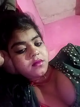 Snapshot of Yatiksha_Beby chatting on March 13, 2026, 10:49 pm Yatiksha Beby online show from March 13, 2026, 10:49 pm