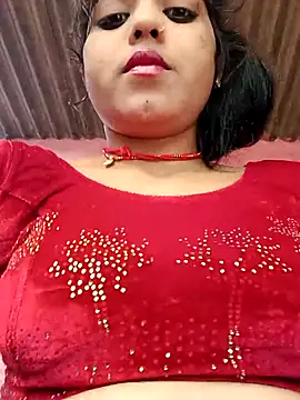 Snapshot of Yatiksha_Beby chatting on March 24, 2026, 2:38 am Yatiksha Beby online show from March 24, 2026, 2:38 am