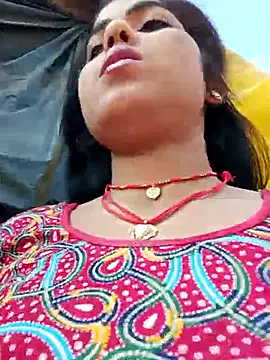 Snapshot of Yatiksha_Beby chatting on March 27, 2026, 11:21 am Yatiksha Beby online show from March 27, 2026, 11:21 am