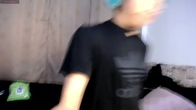 DaraKat18 online show from April 11, 2026, 10:14 pm