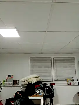 tripping385 online show from November 22, 2025, 3:49 am