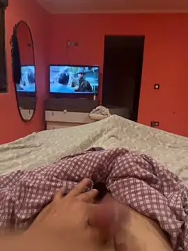 ruberofre online show from September 14, 2025, 6:01 am