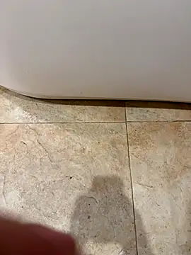 ruberofre online show from November 19, 2025, 2:11 am