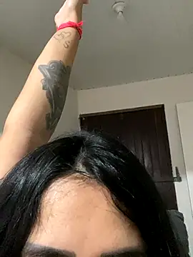 danilyns online show from September 30, 2025, 5:34 am