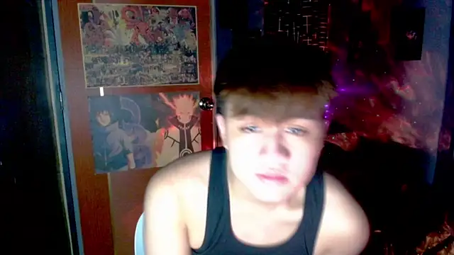 Snapshot of KentAivan chatting on February 10, 2026, 4:33 pm KentAivan online show from February 10, 2026, 4:33 pm