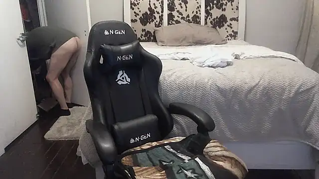 kingtaydo online show from September 22, 2025, 1:18 am