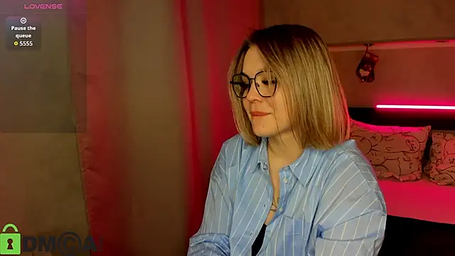 Jerry-Hall online show from December 3, 2025, 1:13 am