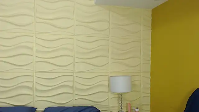 SophiaBloss online show from September 23, 2025, 3:31 am