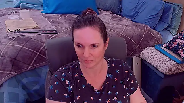 ninajaymes online show from November 1, 2025, 1:18 am