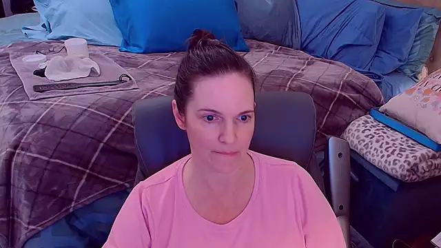 ninajaymes online show from November 20, 2025, 2:34 am