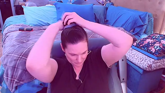 ninajaymes online show from February 13, 2026, 9:33 pm