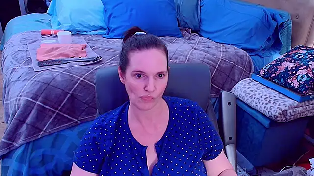 ninajaymes online show from February 21, 2026, 11:39 pm