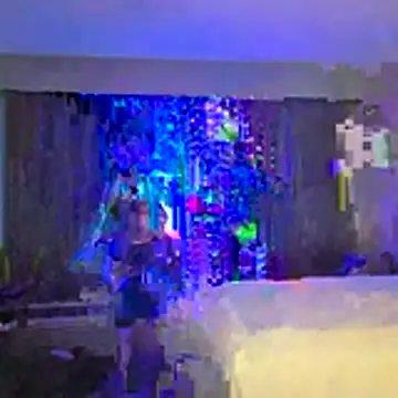 Longdongsilver 323 online show from December 21, 2025, 4:41 am