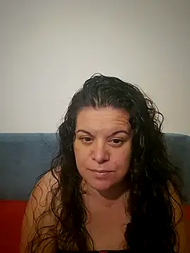 Snapshot of PerleRaree chatting on June 23, 2026, 9:46 pm PerleRaree online show from June 23, 2026, 9:46 pm
