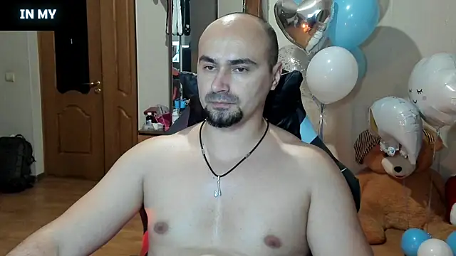 Snapshot of Gri_SH chatting on October 26, 2025, 7:20 pm Gri SH online show from October 26, 2025, 7:20 pm