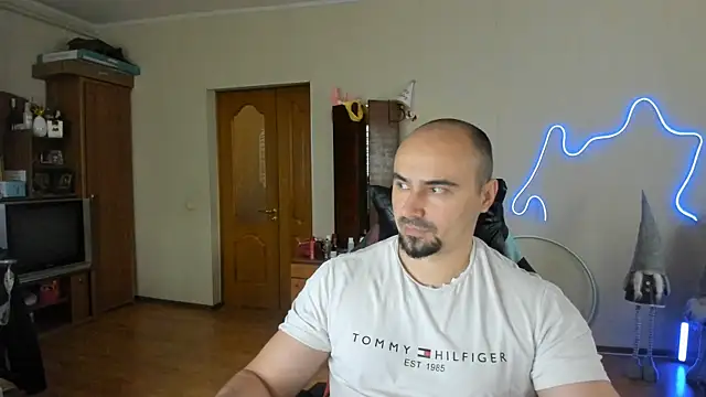 Gri SH online show from April 15, 2026, 10:11 am