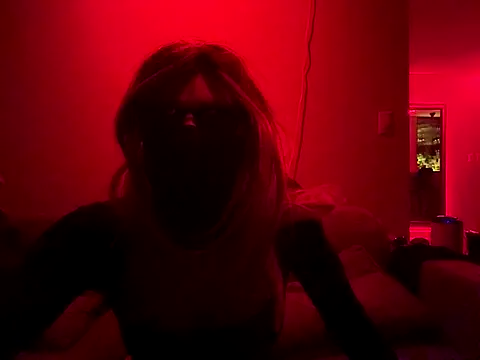 Snapshot of kiara_cross chatting on September 16, 2025, 7:20 am kiara cross online show from September 16, 2025, 7:20 am