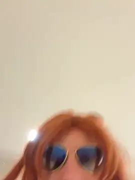 Snapshot of kiara_cross chatting on October 30, 2025, 5:53 am kiara cross online show from October 30, 2025, 5:53 am