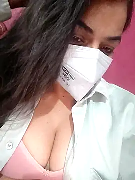 the saavi online show from December 4, 2025, 6:27 pm