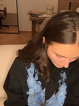 SophiiaStarr online show from October 6, 2025, 7:00 pm