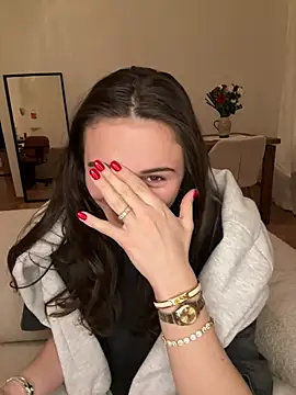 SophiiaStarr online show from February 18, 2026, 7:21 pm