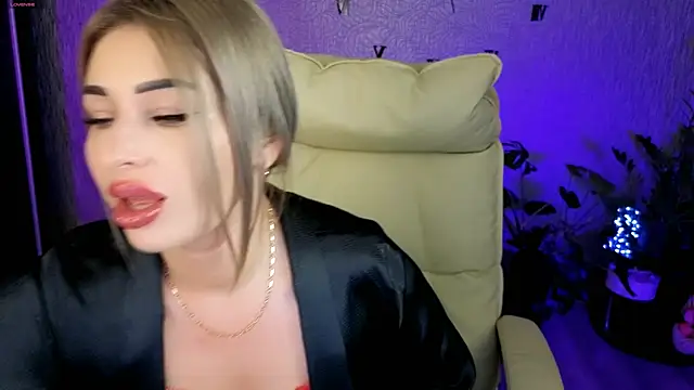 NikkiiStill online show from June 28, 2026, 12:38 am