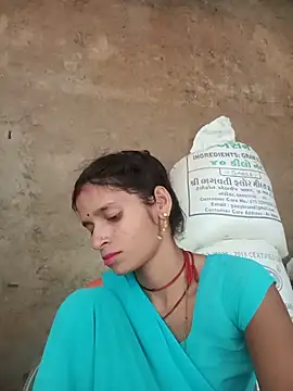 Snapshot of Punam_jindal chatting on June 11, 2026, 2:22 am Punam jindal online show from June 11, 2026, 2:22 am
