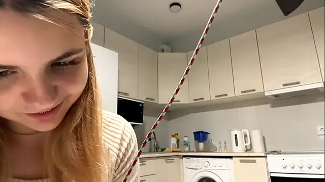 Denni Spilber online show from October 11, 2025, 3:21 pm