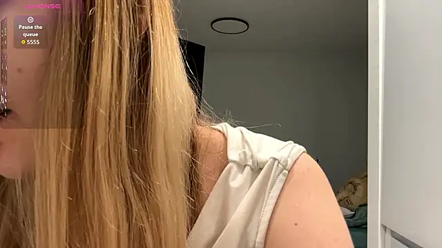 Denni Spilber online show from February 1, 2026, 4:16 pm