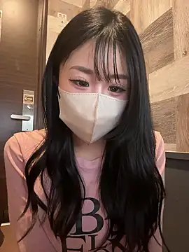 Ema-- online show from October 4, 2025, 8:12 am