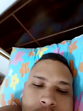 Alexboy022025 online show from October 7, 2025, 12:08 am