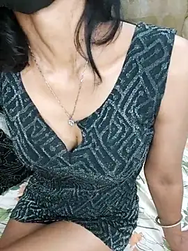 Snapshot of khushicpl chatting on October 18, 2025, 11:05 pm khushicpl online show from October 18, 2025, 11:05 pm