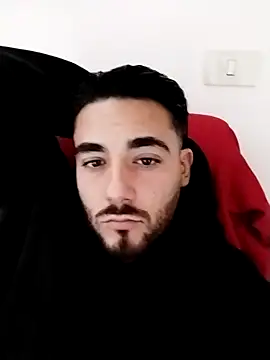 Snapshot of axsimil chatting on November 17, 2025, 10:21 am axsimil online show from November 17, 2025, 10:21 am