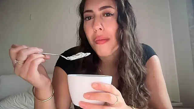 sieeena online show from March 4, 2026, 8:59 pm