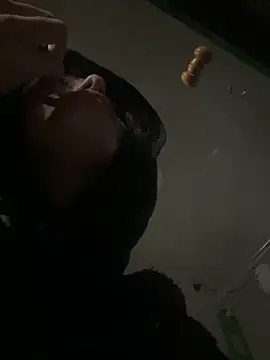 XBODTRIIPX online show from December 19, 2025, 4:08 am