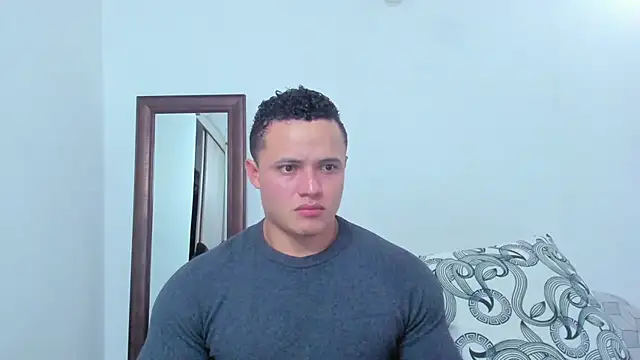 KingLevi01 online show from February 17, 2026, 9:10 pm