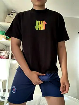 Pikachu19yo online show from October 22, 2025, 4:51 pm