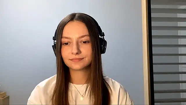 Snapshot of SoulHiperAgne_ chatting on September 27, 2025, 3:39 pm SoulHiperAgne  online show from September 27, 2025, 3:39 pm
