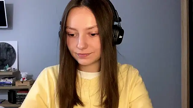 SoulHiperAgne  online show from October 25, 2025, 2:13 pm