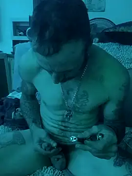 Mrluckstick online show from November 18, 2025, 2:06 am