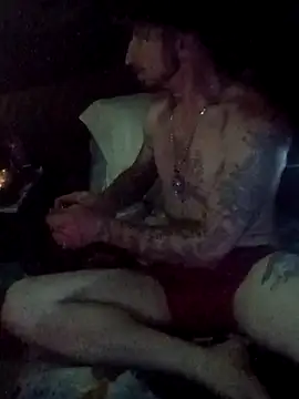 Mrluckstick online show from April 11, 2026, 4:17 am